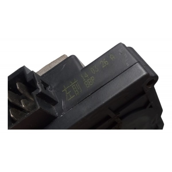 Trava Da Fechadura Porta Dianteira Esquerda Chery Qq 2014