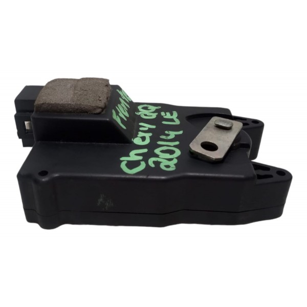 Trava Da Fechadura Porta Dianteira Esquerda Chery Qq 2014