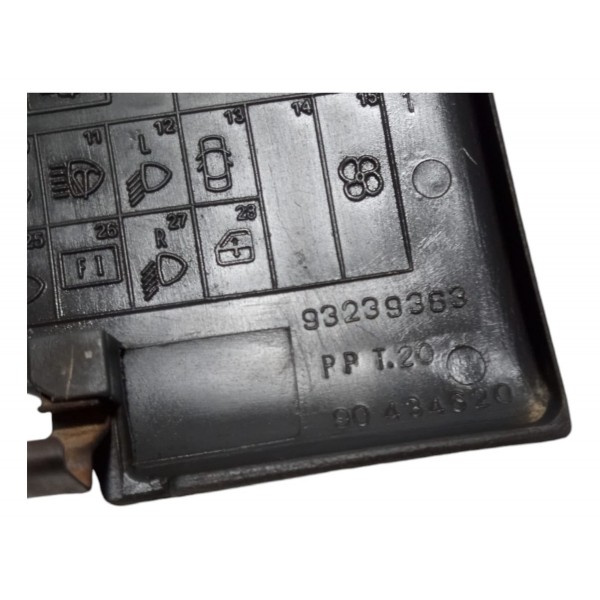 Tampa Caixa De Fusível Gm Corsa 1996