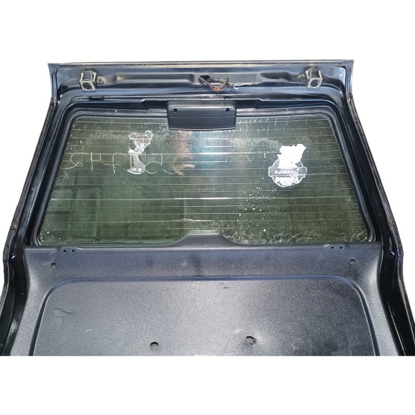 Tampa Traseira Fiat Palio Weekend 2002 Usado Preto