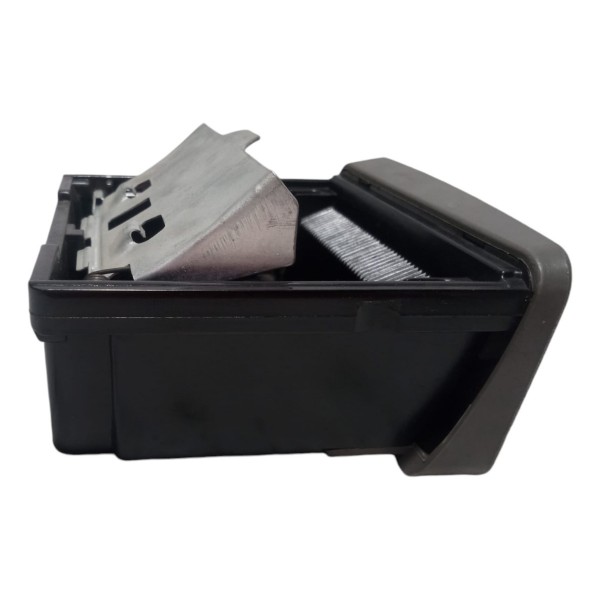 Cinzeiro Chery Tiggo 2010