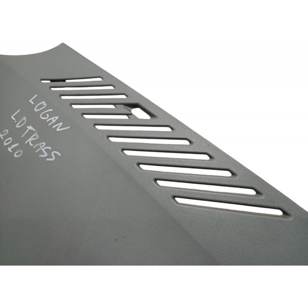 Acabamento Coluna Traseira Direita Renault Logan 2010