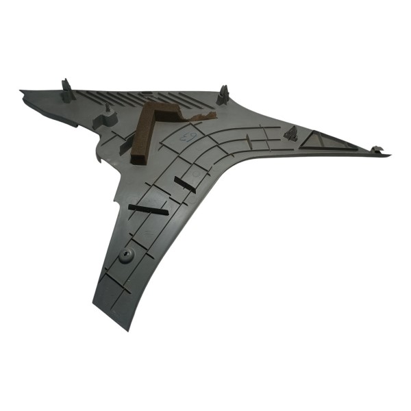 Acabamento Coluna Traseira Direita Renault Logan 2010