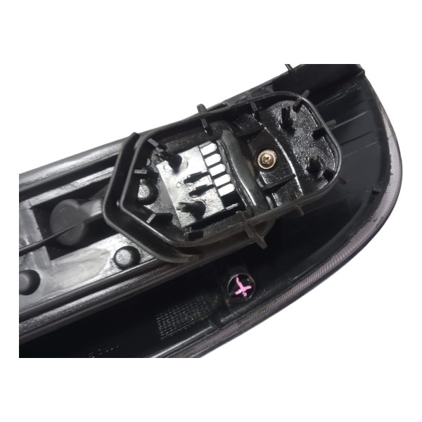 Lanterna Traseira Direita Corsa Montanha 2010 Fume Direito/passageiro Vermelho