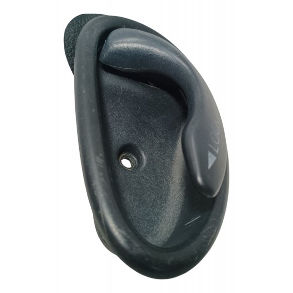 Maçaneta Interna Dianteira Direita Fiat Palio 2010