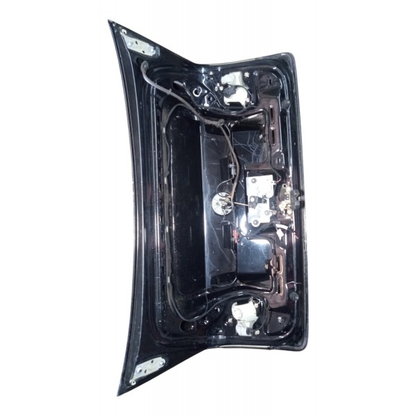 Tampa Traseira Vw Polo Sedan Completa 2003 A 2005 Usada