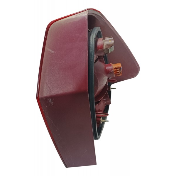 Lanterna Traseira Lado Esquerdo Ford Fiesta Sedam 2002 Esquerdo/motorista Vermelho