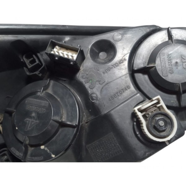 Farol Lado Esquerdo Peugeot 207 2010 Esquerdo/motorista