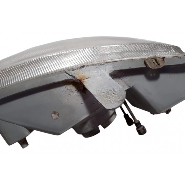 Farol Lado Direito Gm Celta 2002 Recuperado