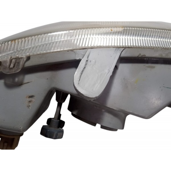Farol Lado Esquerdo Gm Celta 2002 Recuperado