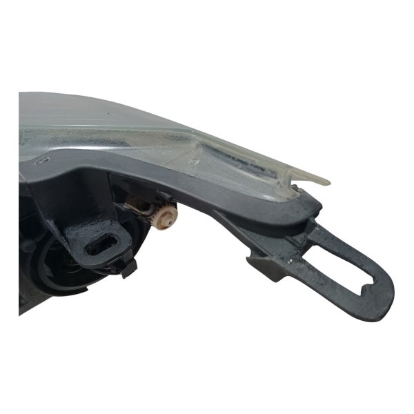 Farol Lado Direito Máscara Negra Ford Fiesta 2011 Recuperado