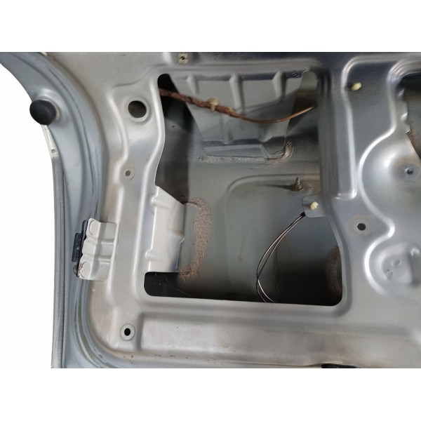 Tampa Traseira Astra 99 Com Aerofólio Usado