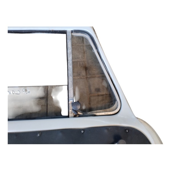 Porta Dianteira Lado Esquerdo Vw Kombi 98 Usada C Detalhes