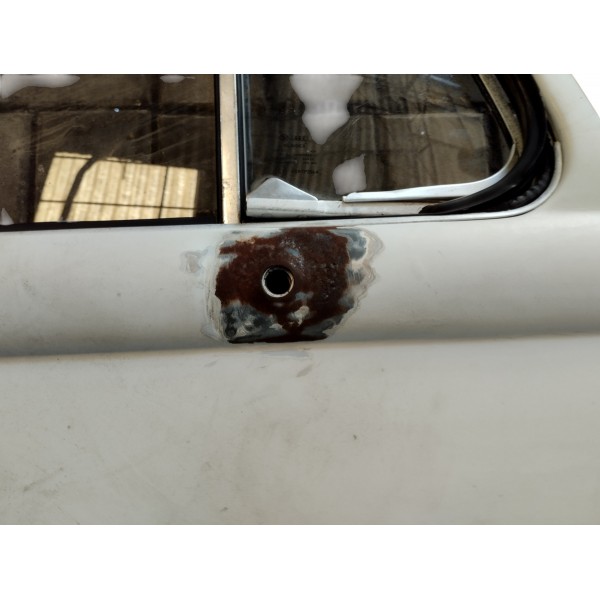 Porta Dianteira Lado Direito Vw Kombi 98 Completa Usada Dianteira Direito Branco