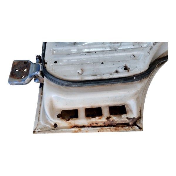 Porta Dianteira Lado Direito Kia Besta 95 Usada Com Detalhes