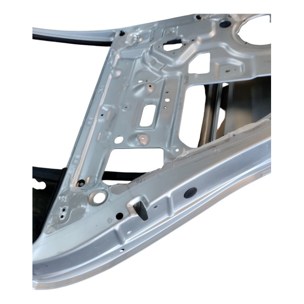 Porta Traseira  Esquerdo Vw Spacefox 2014 Usado Com Detalhes Traseira Esquerdo Prateado