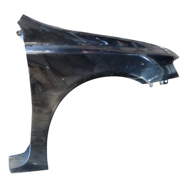 Para Lama Lado Direito Fiat Stilo Usado Com Detalhes