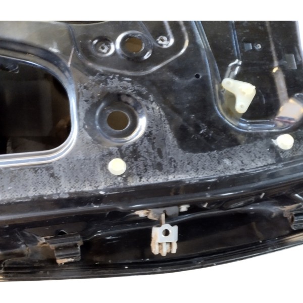 Porta Traseira Lado Esquerdo Corsa Montana 2006 Com Detalhes Traseira Direito Preto