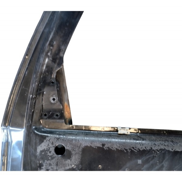 Porta Traseira Lado Esquerdo Corsa Montana 2006 Com Detalhes Traseira Direito Preto