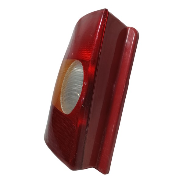 Lanterna Traseira Lado Esquerdo Fiat Strada 2000