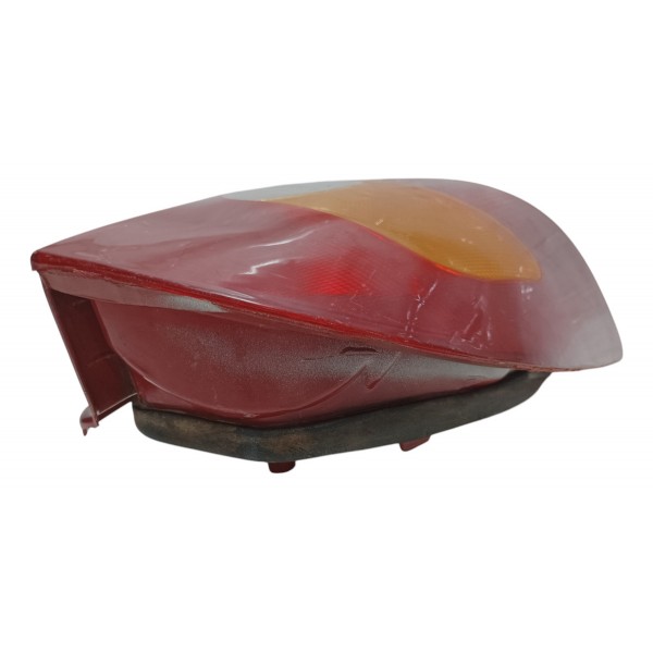 Lanterna Traseira Lado Esquerdo Fiat Strada 2000