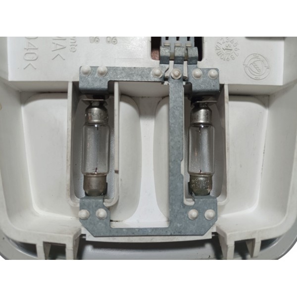 Luz De Teto Central Fiat Stilo 2006
