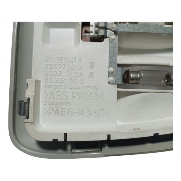 Luz De Teto Central Fiat Stilo 2006