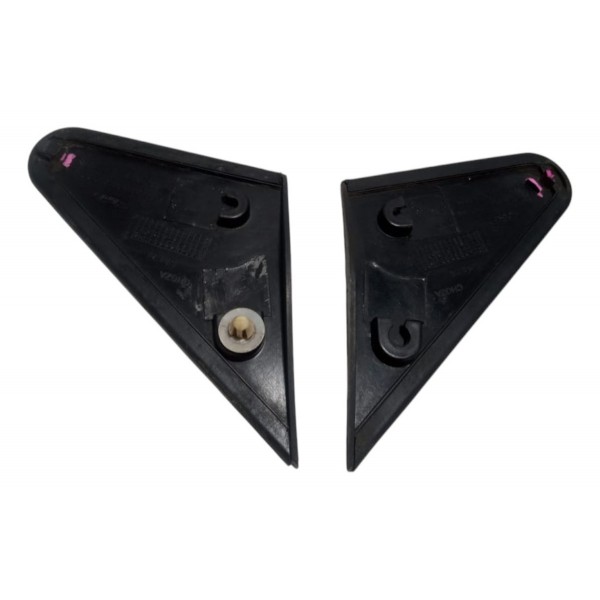 Acabamento Retrovisor Paralama Direito Ford Fiesta 2010