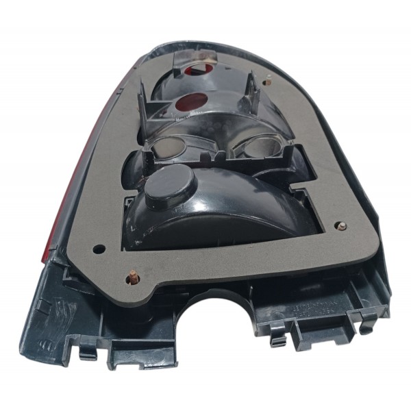 Lanterna Traseira Direita Vw Gol G3 2003 Com Detalhe Direito/passageiro Vermelho