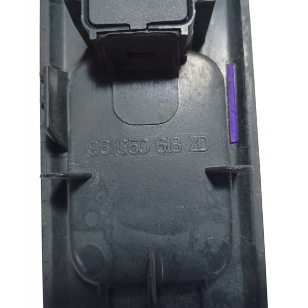 Botão Vidro Elétrico Dianteiro Direito Peugeot 408 2011