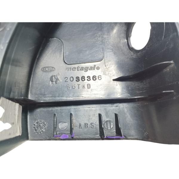 Moldura Acabamento Retrovisor Dianteiro L.e Ford Fiesta 2006