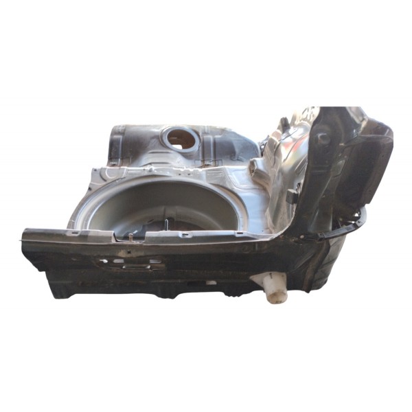 Lateral Traseira Lado Esquerdo Gm Astra Hatch 2011