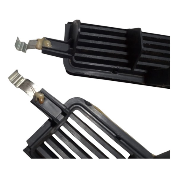 Grade Saída Ar Tampão Polo Sedan 2004 Par