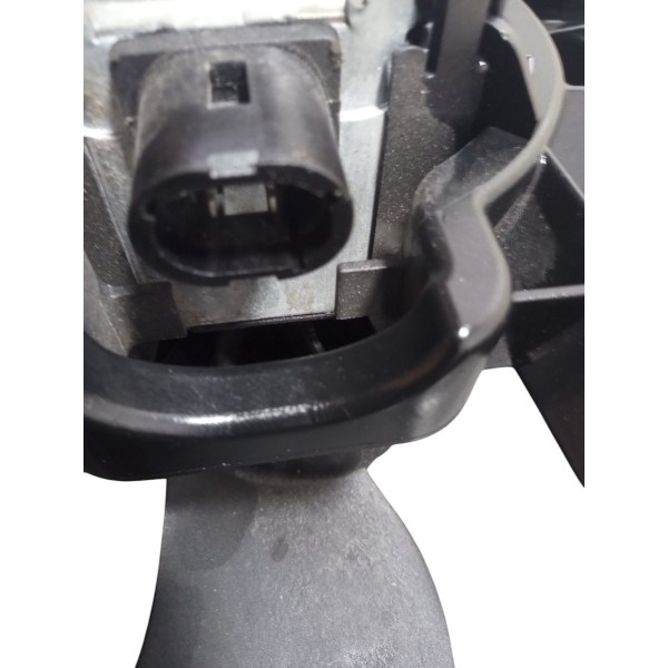 Radiador Defletor Ventoinha Renault Sandero Logan Clio 2011