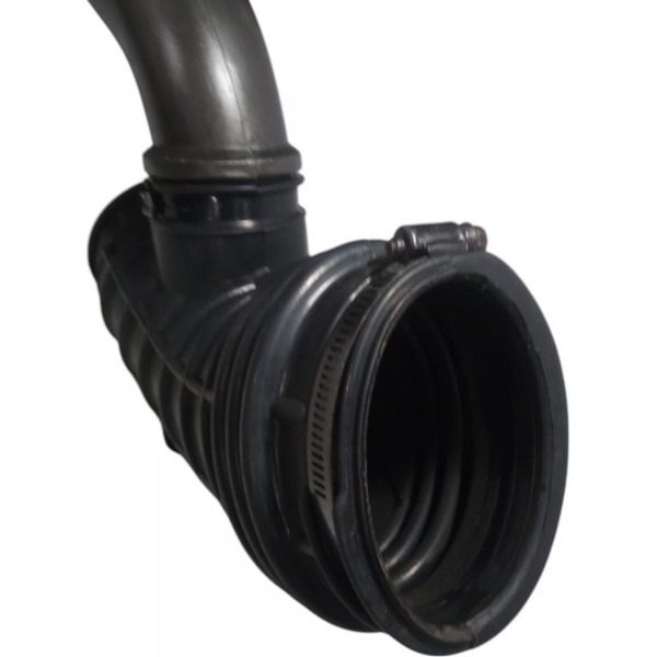 Mangueira Do Filtro De Ar Chrysler Stratus Com Detalhe