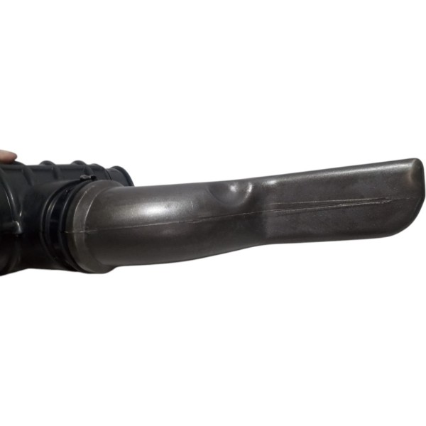 Mangueira Do Filtro De Ar Chrysler Stratus Com Detalhe