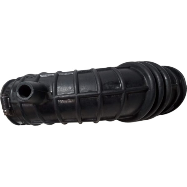 Mangueira Do Filtro De Ar Chrysler Stratus Com Detalhe