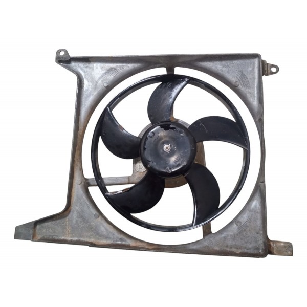 Ventoinha Com Defletor Monza Gsi Automático Com Detalhe