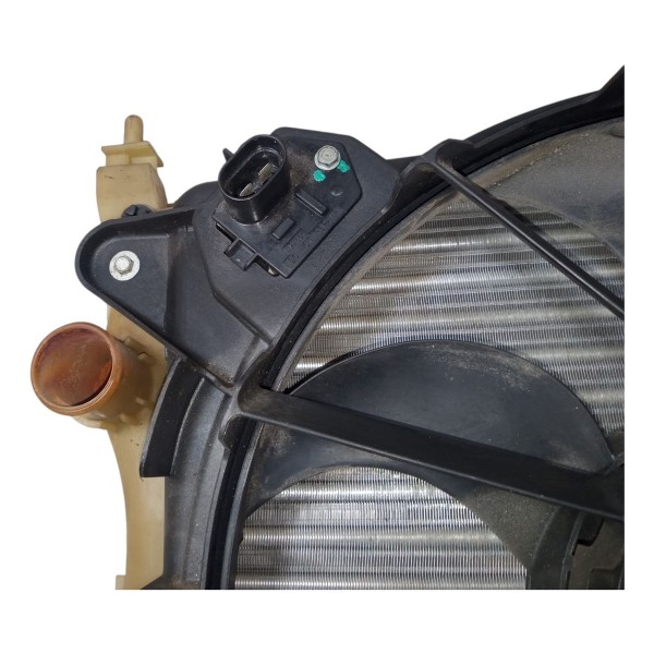 Radiador Ventoinha Com Defletor Fiat Punto 2009 1.8