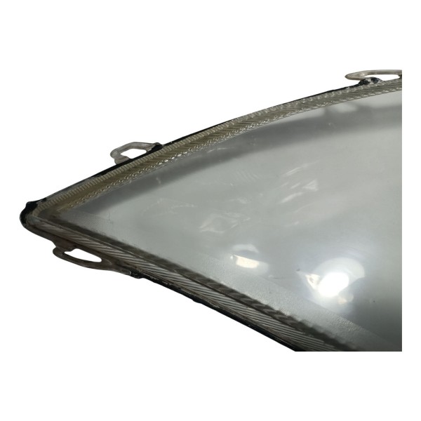 Lente Do Farol Lado Direito Ford Fiesta 2008 Recuperado