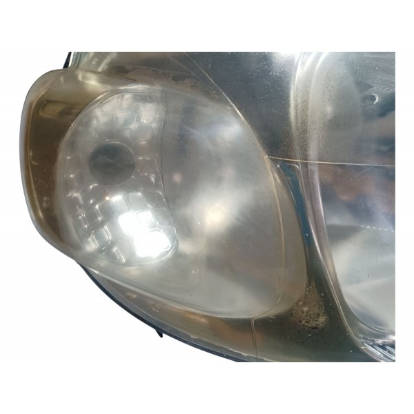 Farol Lado Direito Fiat Uno Vivace 2014 Recuperado