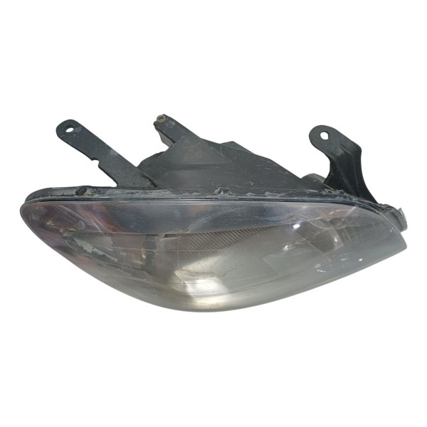 Farol Lado Direito Gm Celta Prisma 2011 Recuperado Direito/passageiro