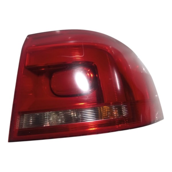 Lanterna Lado Direito Vw Spacefox 2014 Com Detalhe Direito/passageiro Vermelho