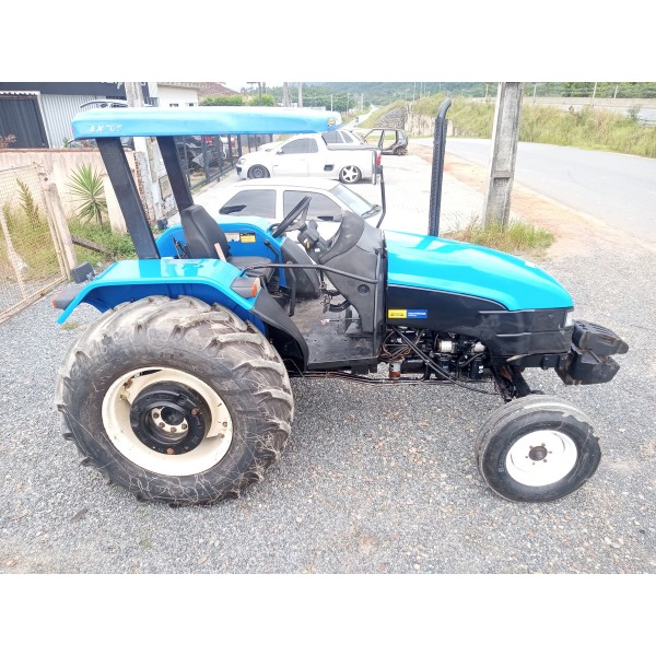 Trator New Holland 2013 Modelo 75 Usado