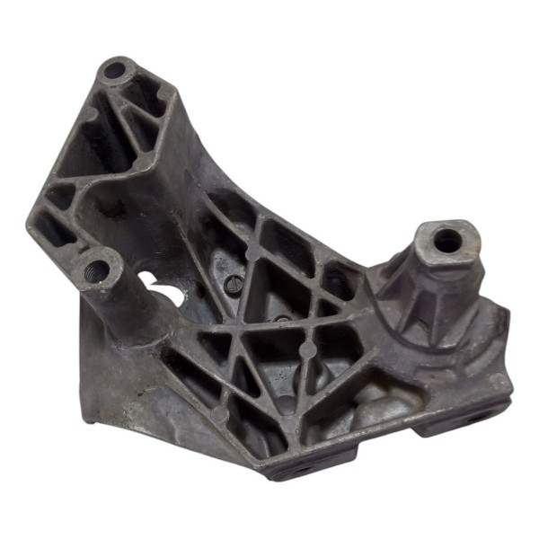 Suporte Dianteiro Direito Vw Golf 2.0 2001