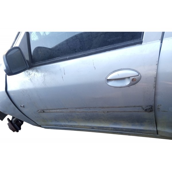 Porta Chevrolet Celta Esquerdo Dianteira 2012 Usado