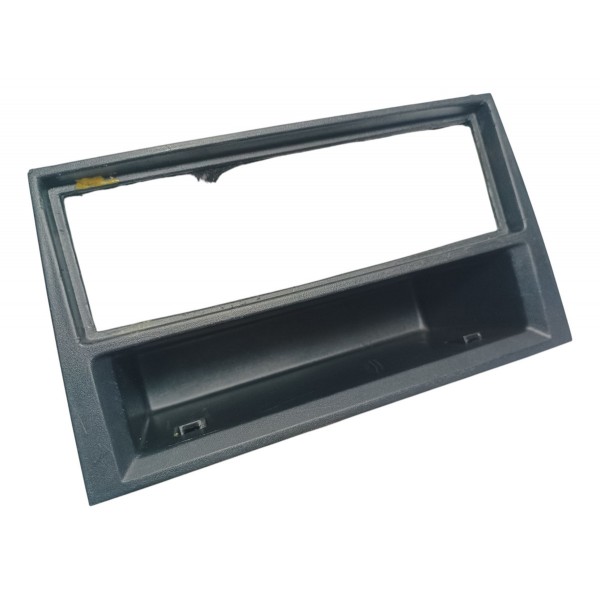 Moldura Central Rádio Porta Objetos Gm Corsa Montana 2010