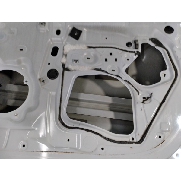 Porta Dianteira Lado Direito Renault Logan 2014 Dianteira Direito Amarelo