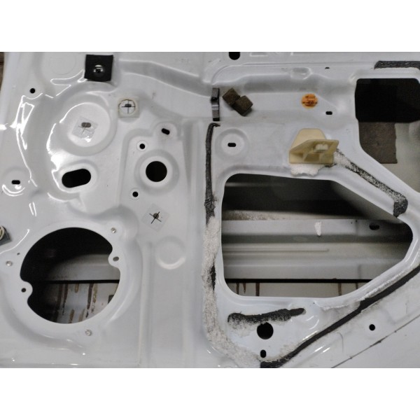 Porta Traseira Renault Logan Direita 2014 Detalhes