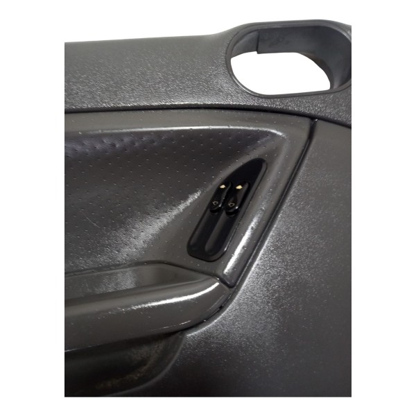 Forro De Porta Ford Fiesta Esquerdo 2004 Dianteiro